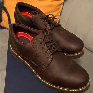 Rockport Maverick  Men's Oxford Shoes size9W.  NIB
